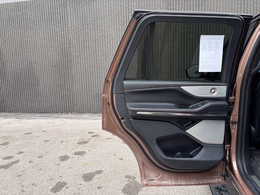2026 Lincoln Navigator Black Label Special Edition