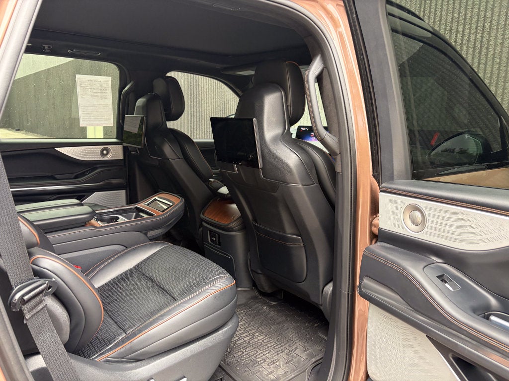 2026 Lincoln Navigator Black Label Special Edition