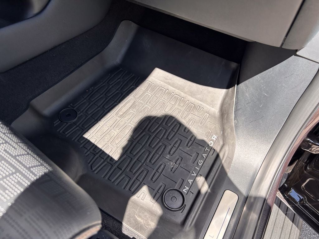 2025 Lincoln Navigator Black Label