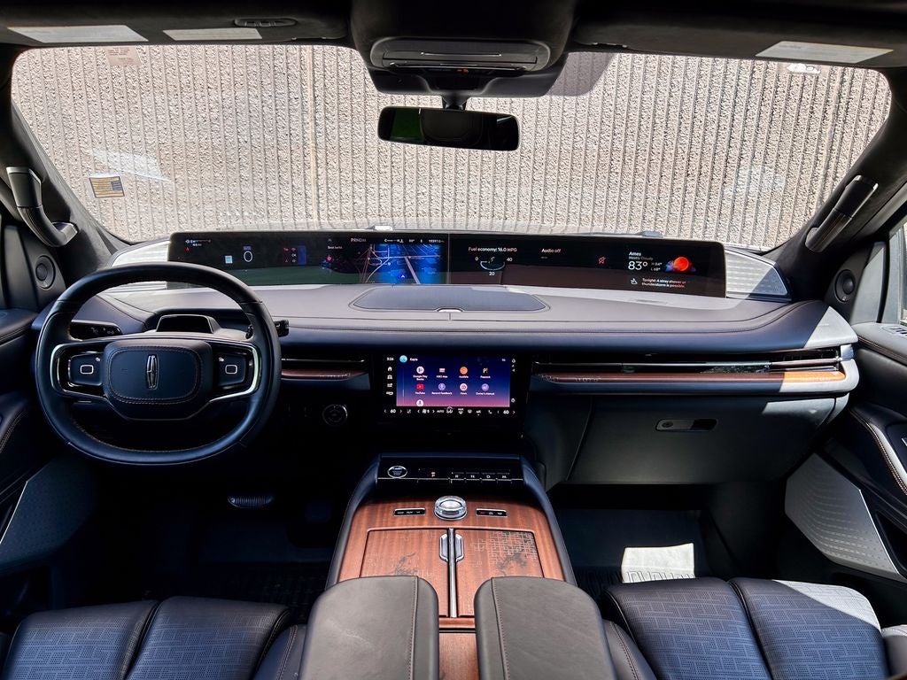 2025 Lincoln Navigator Black Label