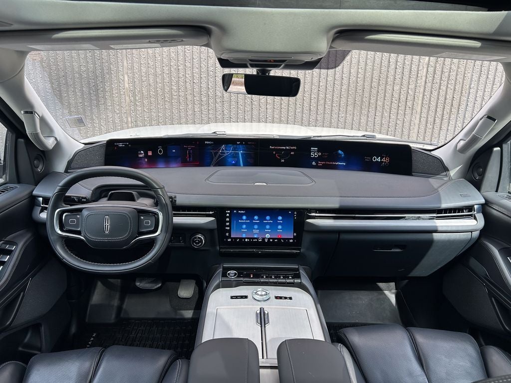 2025 Lincoln Navigator L Reserve