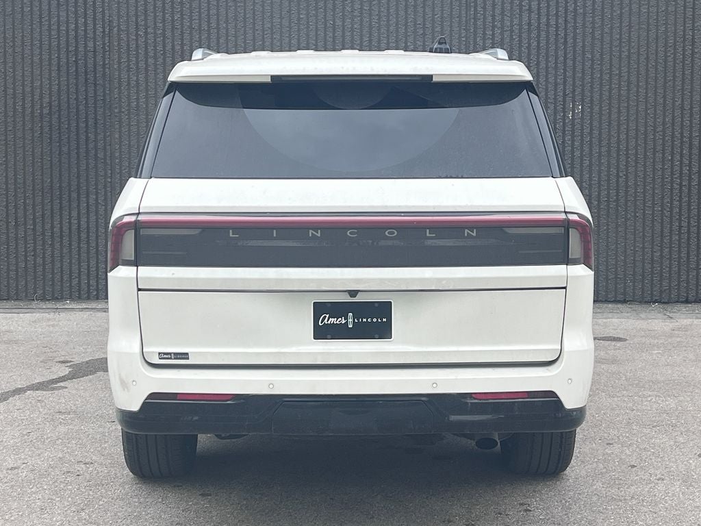 2025 Lincoln Navigator L Reserve