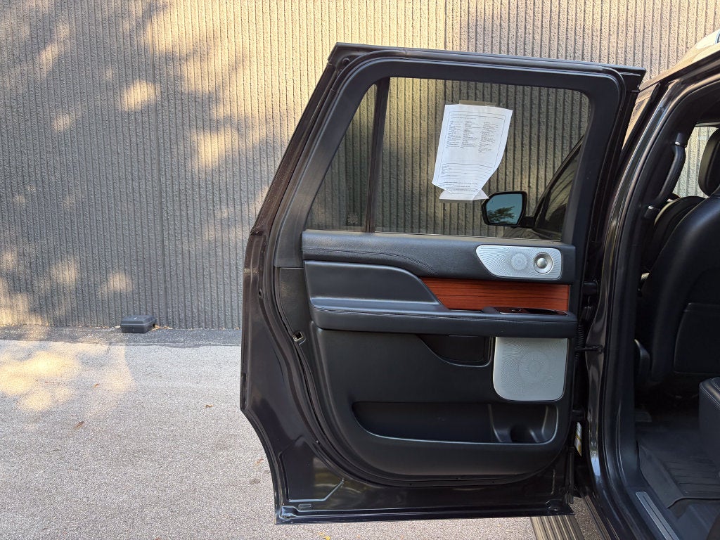 2024 Lincoln Navigator L Reserve