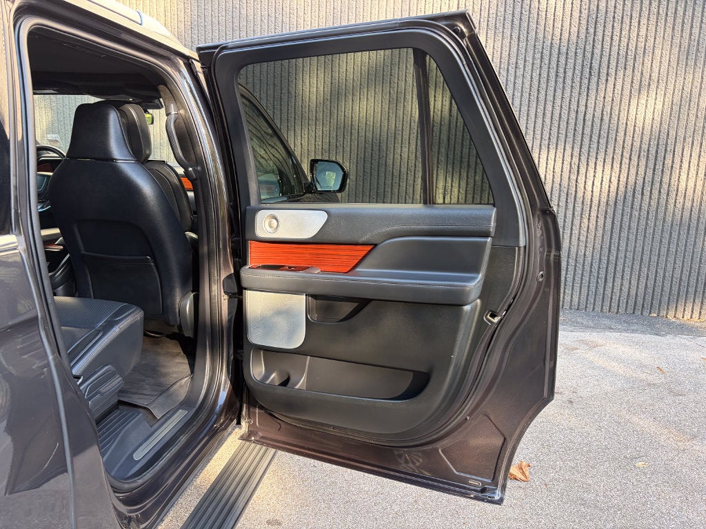 2024 Lincoln Navigator L Reserve