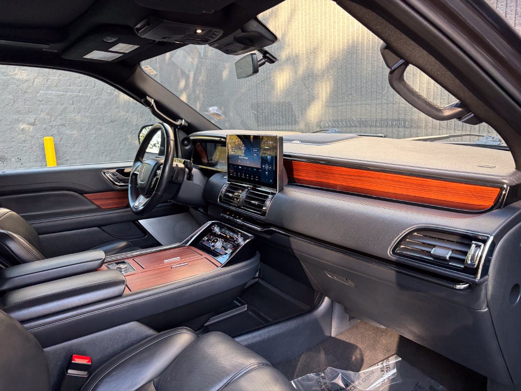 2024 Lincoln Navigator L Reserve