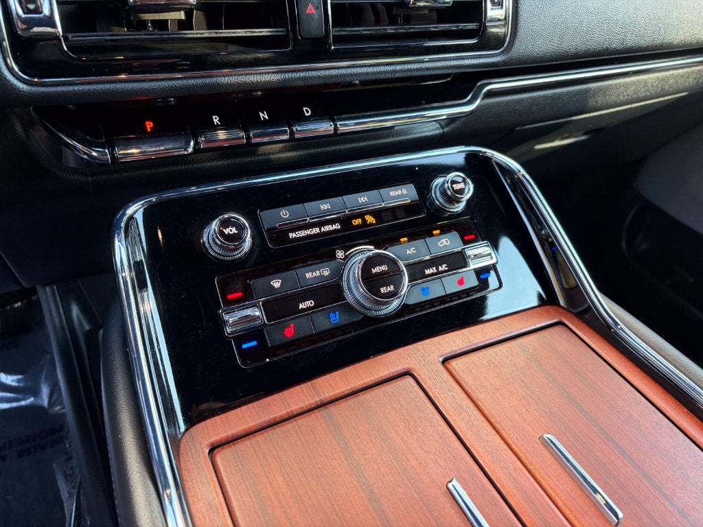 2024 Lincoln Navigator L Reserve