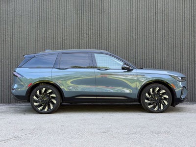 2026 Lincoln Nautilus Reserve
