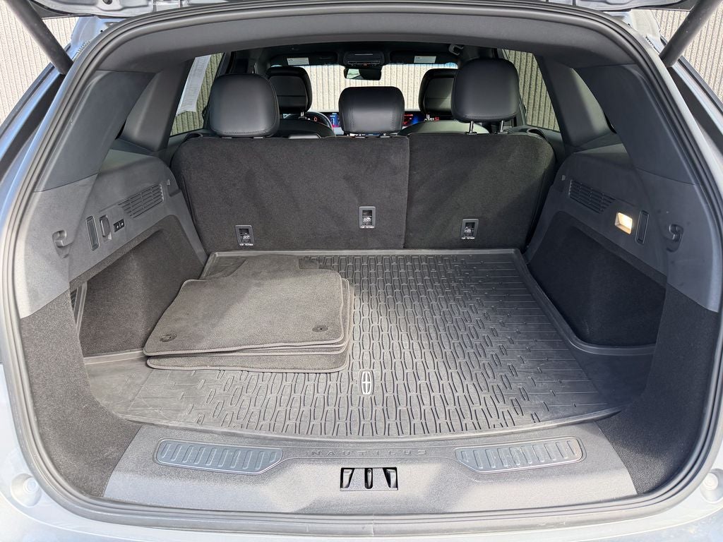 2024 Lincoln Nautilus Reserve