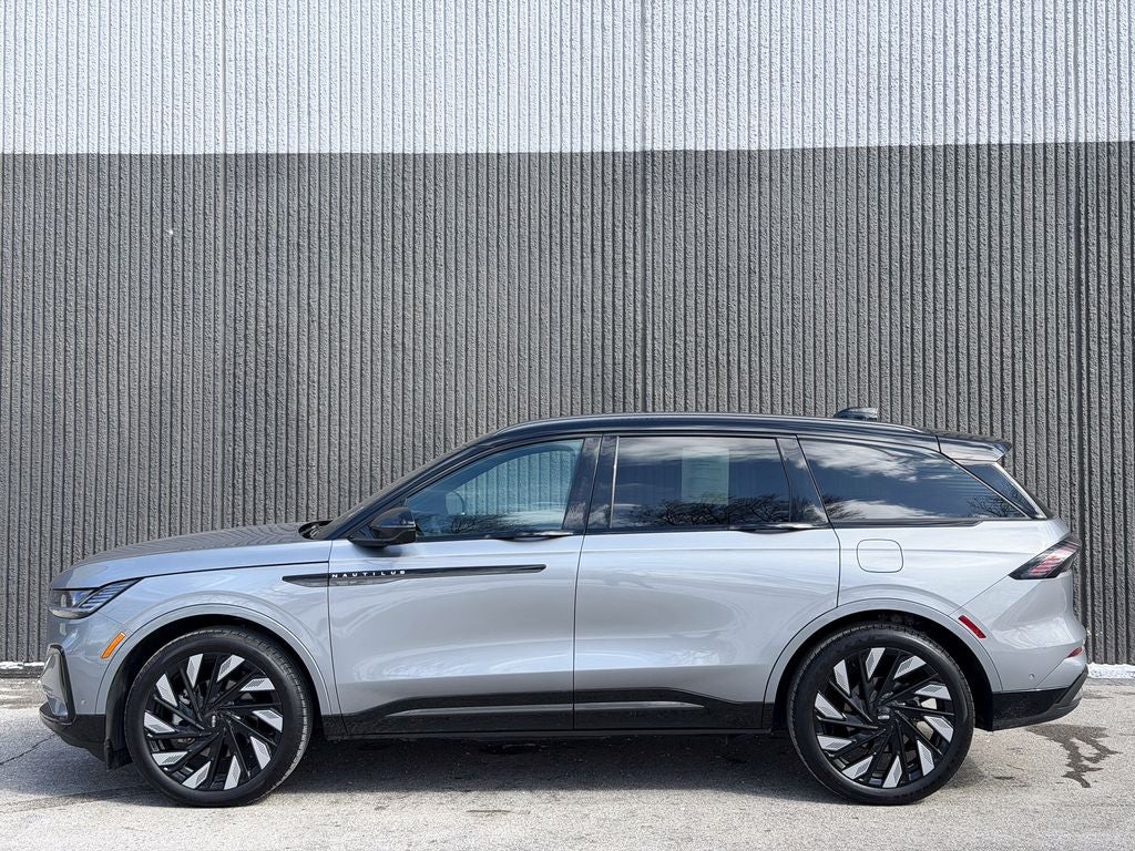 2024 Lincoln Nautilus Reserve