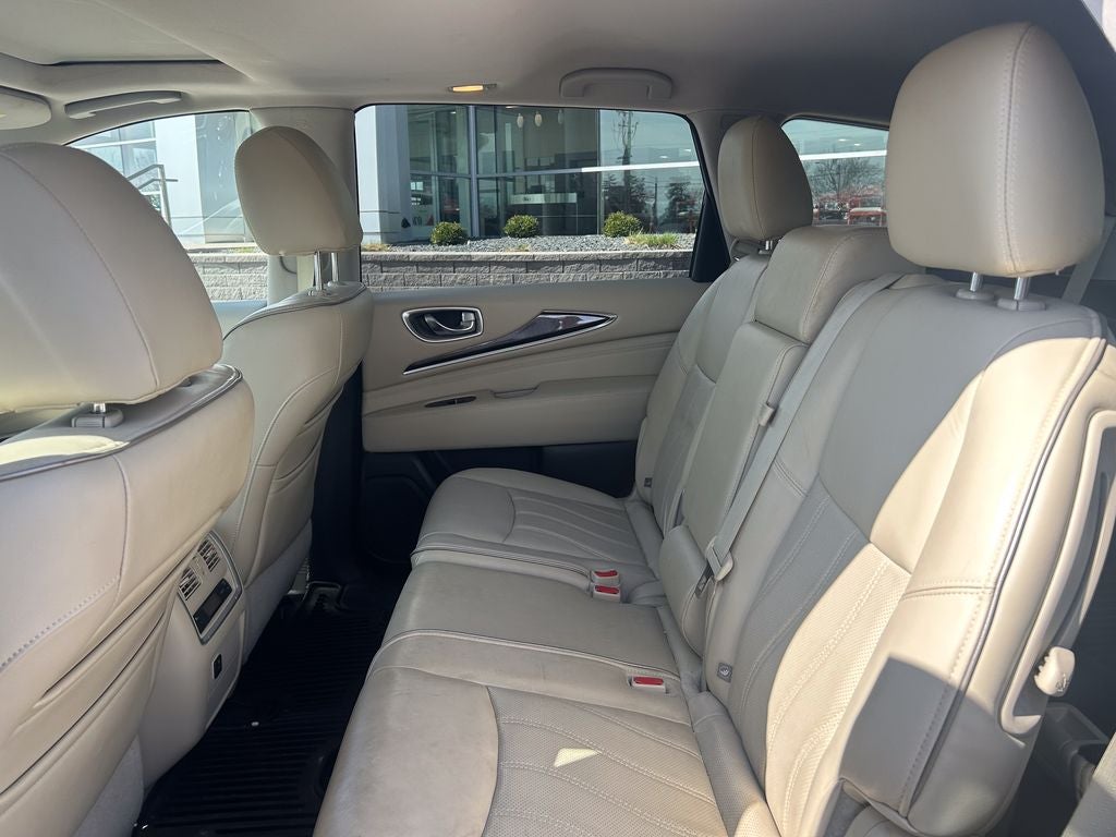 2016 INFINITI QX60 Base