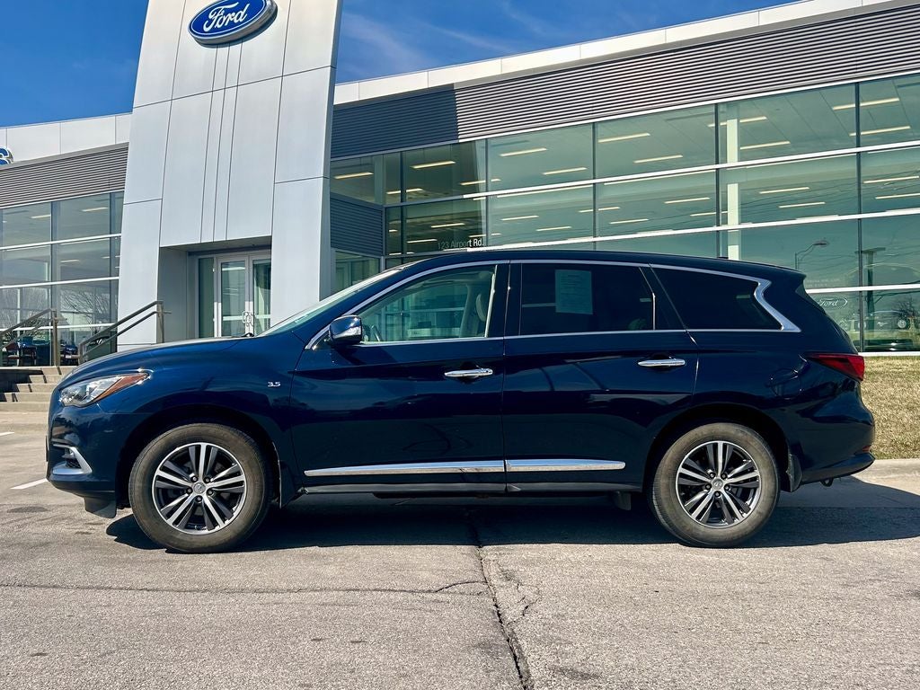 2016 INFINITI QX60 Base