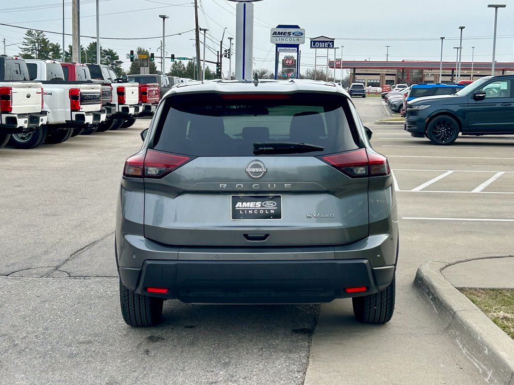 2024 Nissan Rogue SV