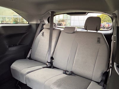 2025 Toyota Sienna LE 8 Passenger