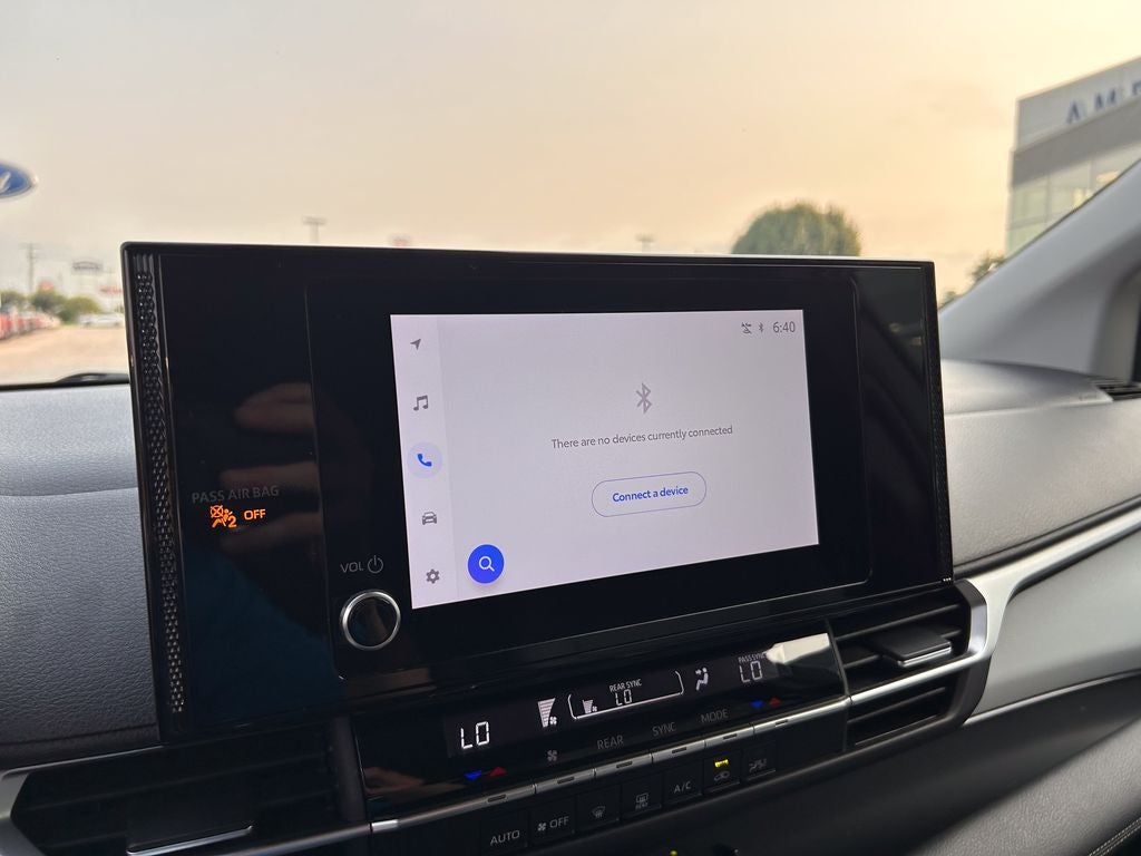 2025 Toyota Sienna LE 8 Passenger