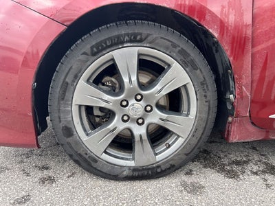 2017 Toyota Sienna SE Premium 8 Passenger