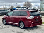 2017 Toyota Sienna SE Premium 8 Passenger