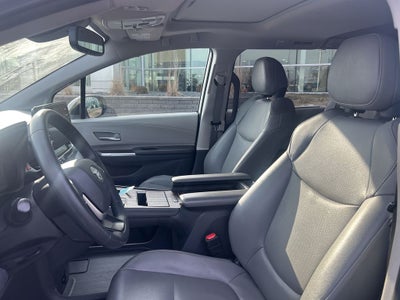 2021 Toyota Sienna XLE 7 Passenger