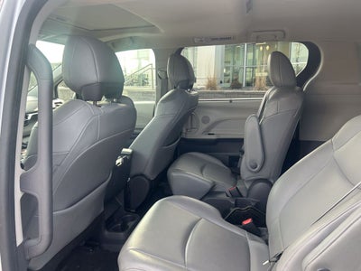 2021 Toyota Sienna XLE 7 Passenger
