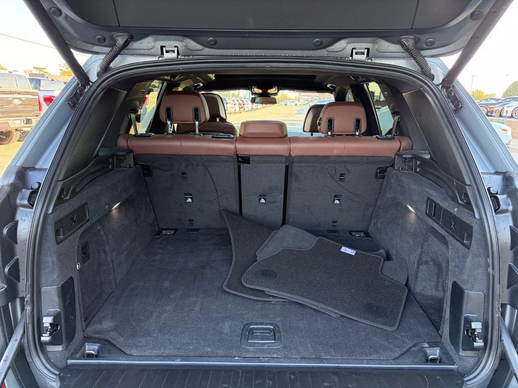 2025 BMW X5 M60i