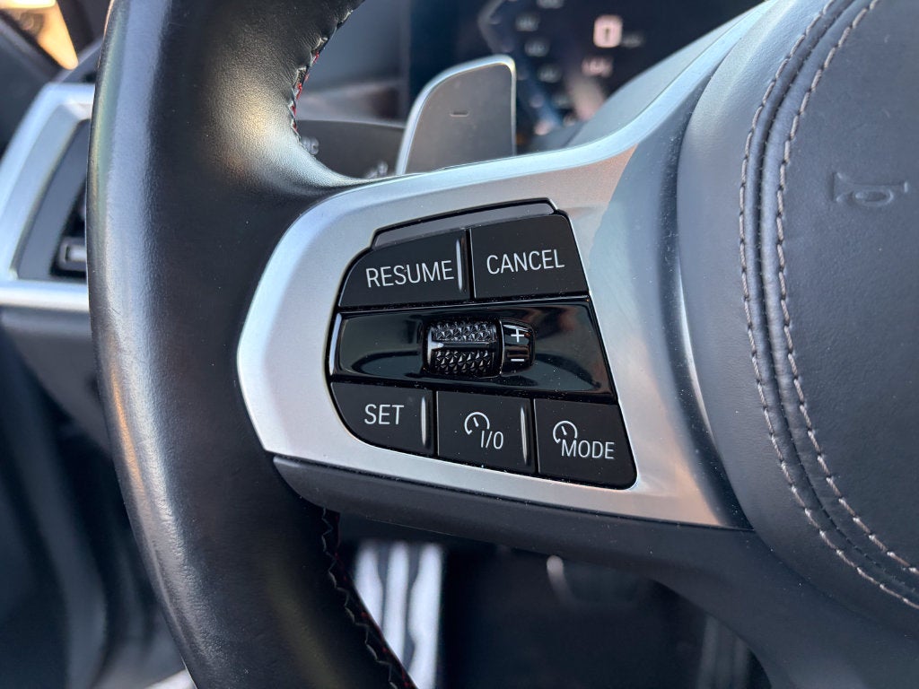 2025 BMW X5 M60i