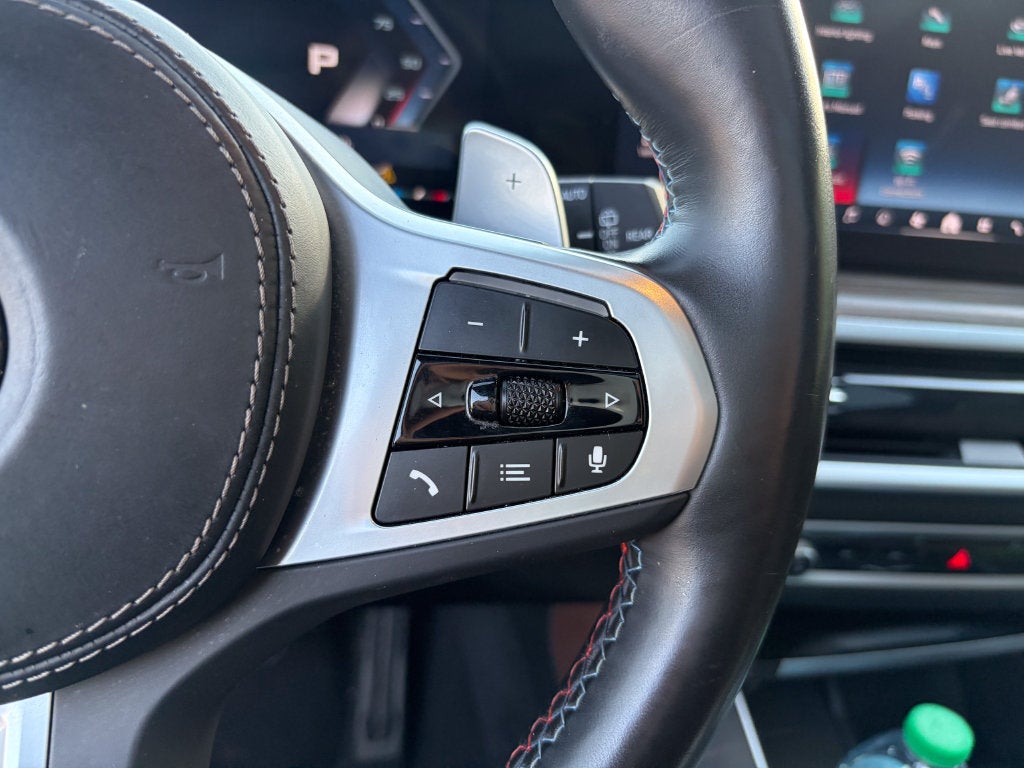 2025 BMW X5 M60i