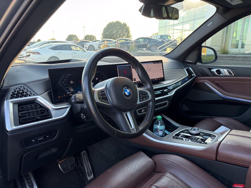 2025 BMW X5 M60i