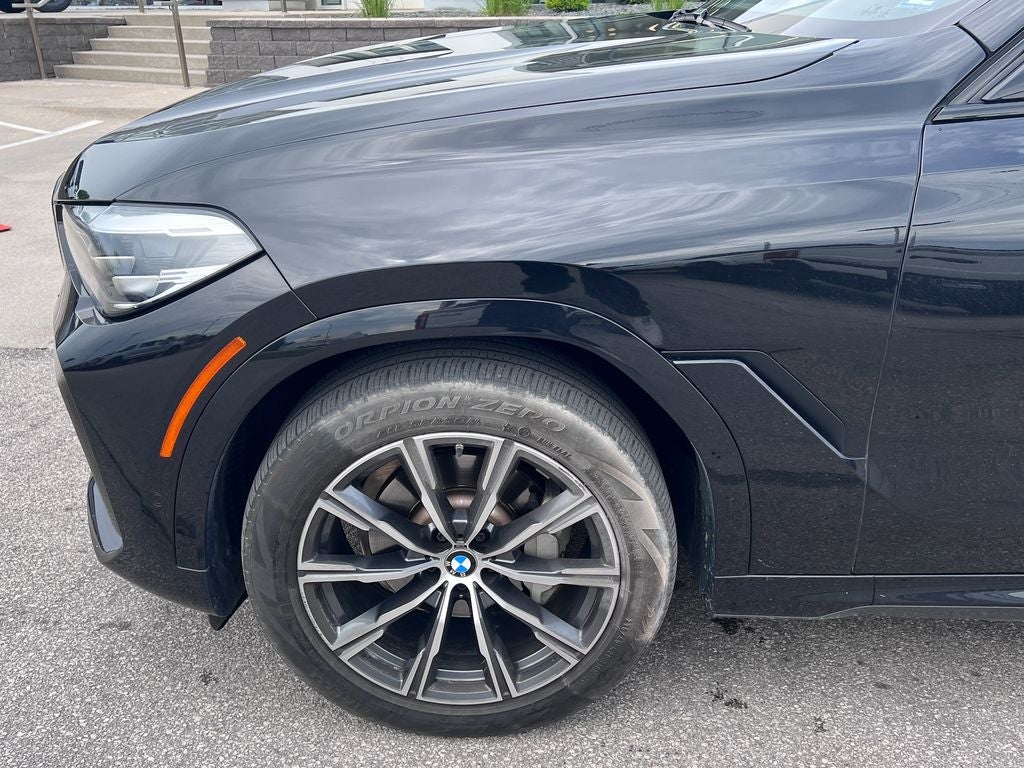 2022 BMW X6 xDrive40i