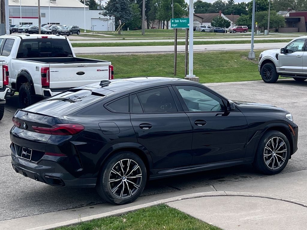 2022 BMW X6 xDrive40i