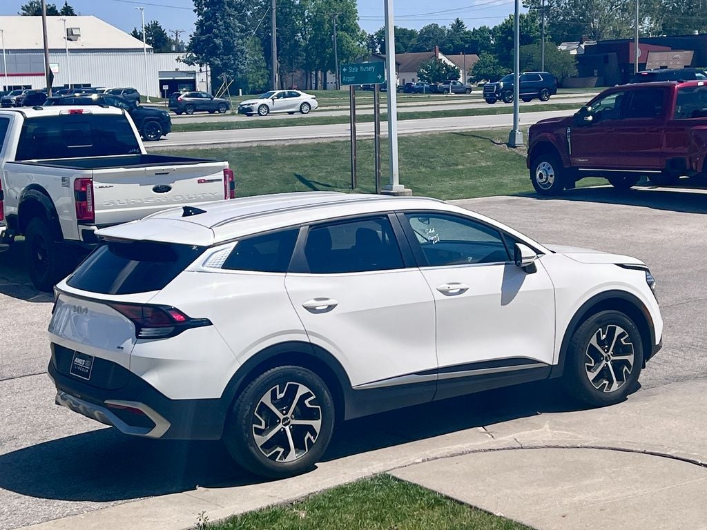 2024 Kia Sportage EX