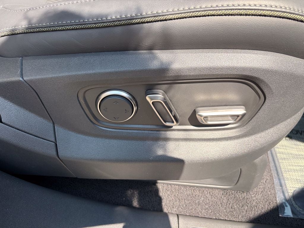 2026 Rivian R1S Performance Dual Motor Large Pack