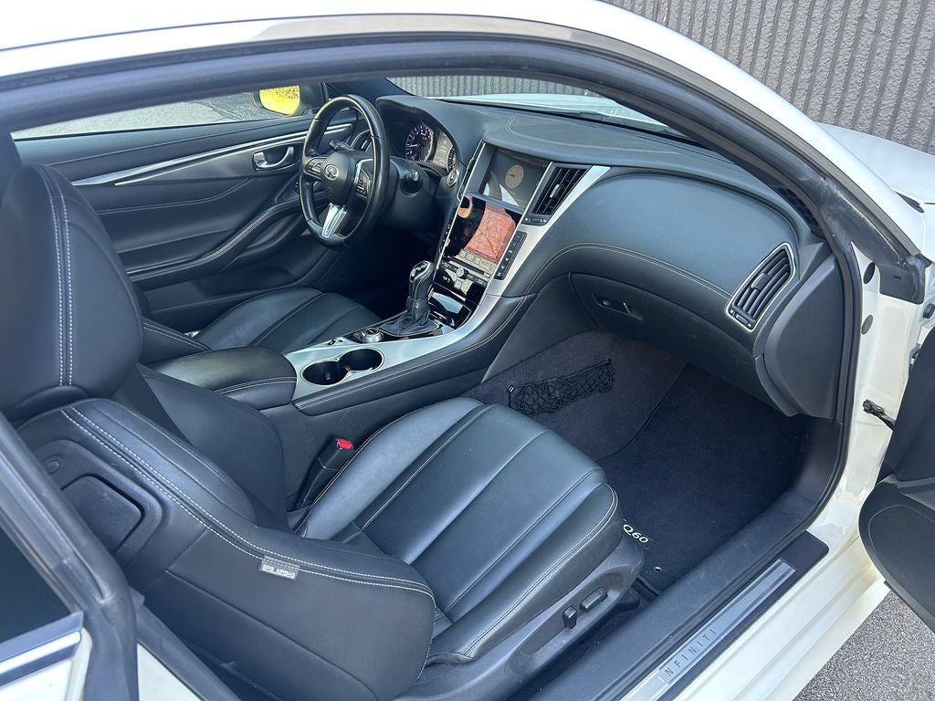 2017 INFINITI Q60 3.0t Premium