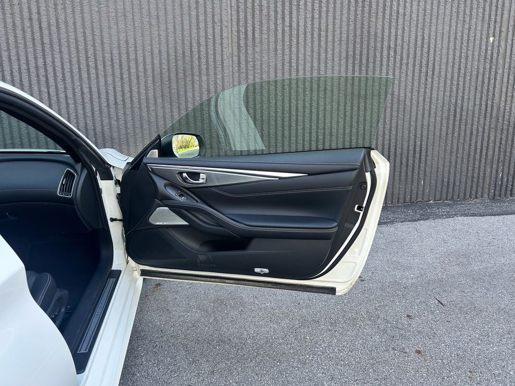 2017 INFINITI Q60 3.0t Premium