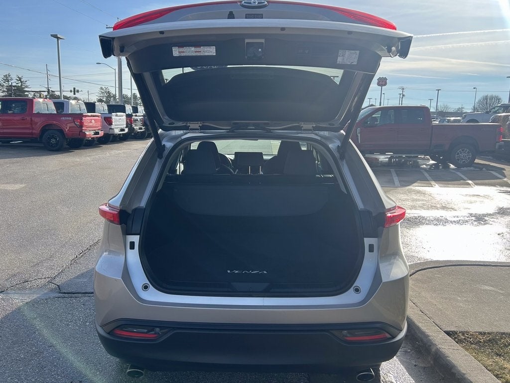 2021 Toyota Venza LE