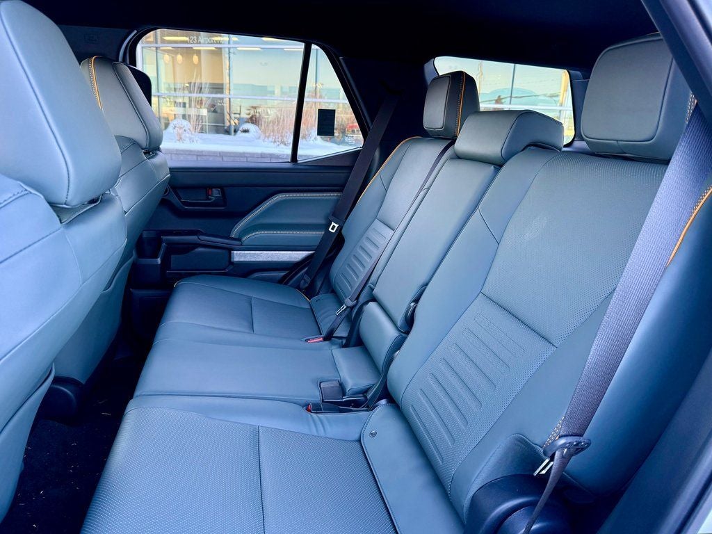 2025 Toyota 4Runner i-FORCE MAX Hybrid Trailhunter