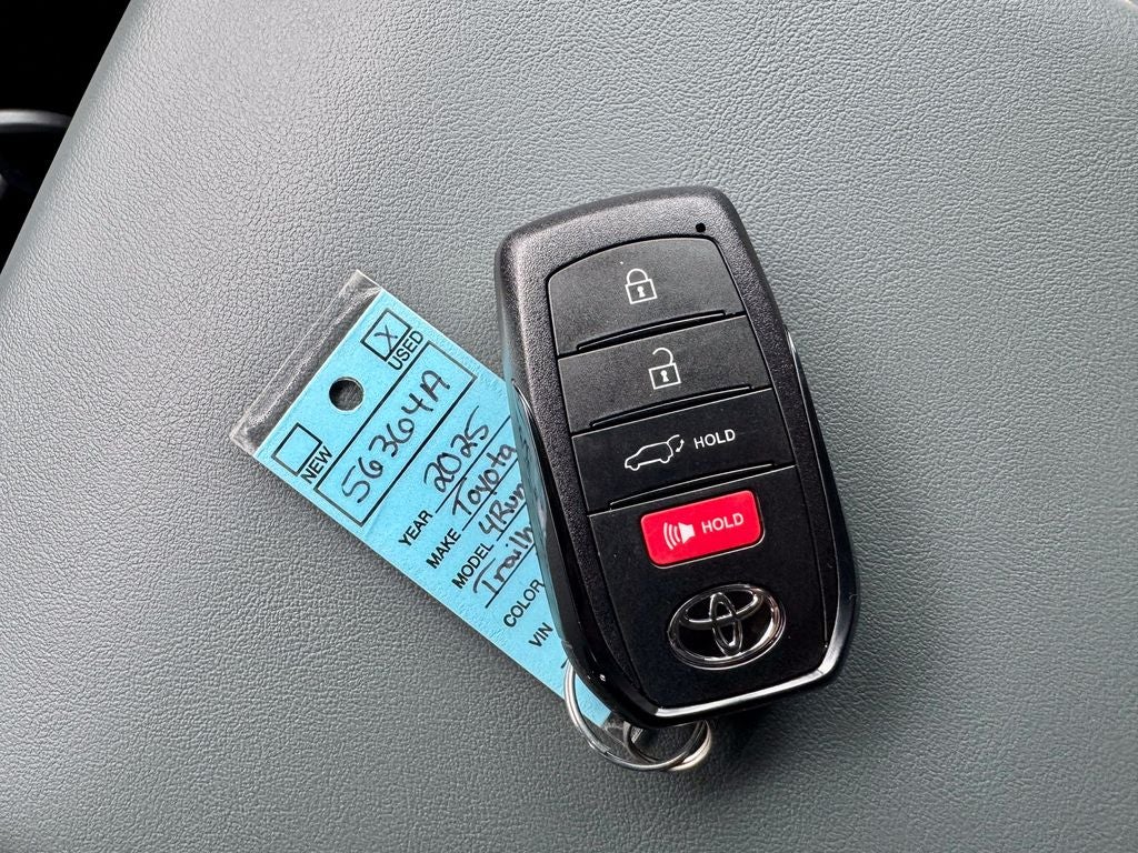 2025 Toyota 4Runner i-FORCE MAX Hybrid Trailhunter