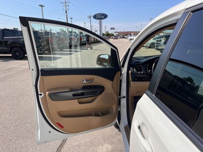2017 Kia Sedona LX