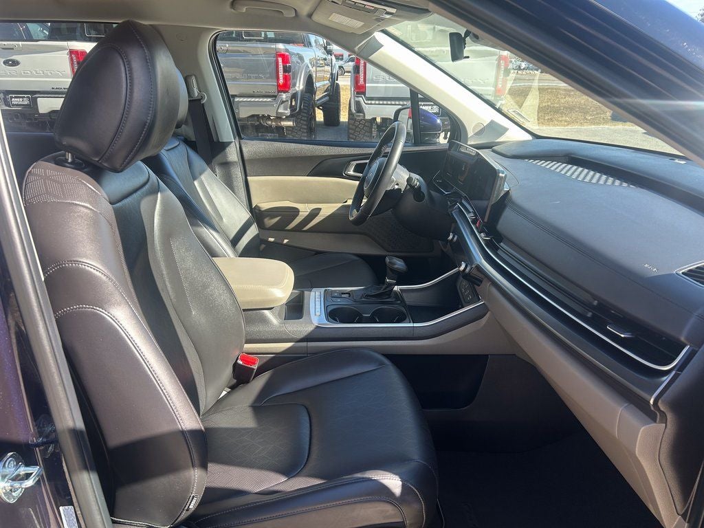 2025 Kia Carnival LXS