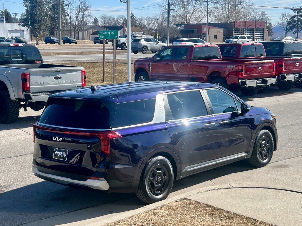 2025 Kia Carnival LXS