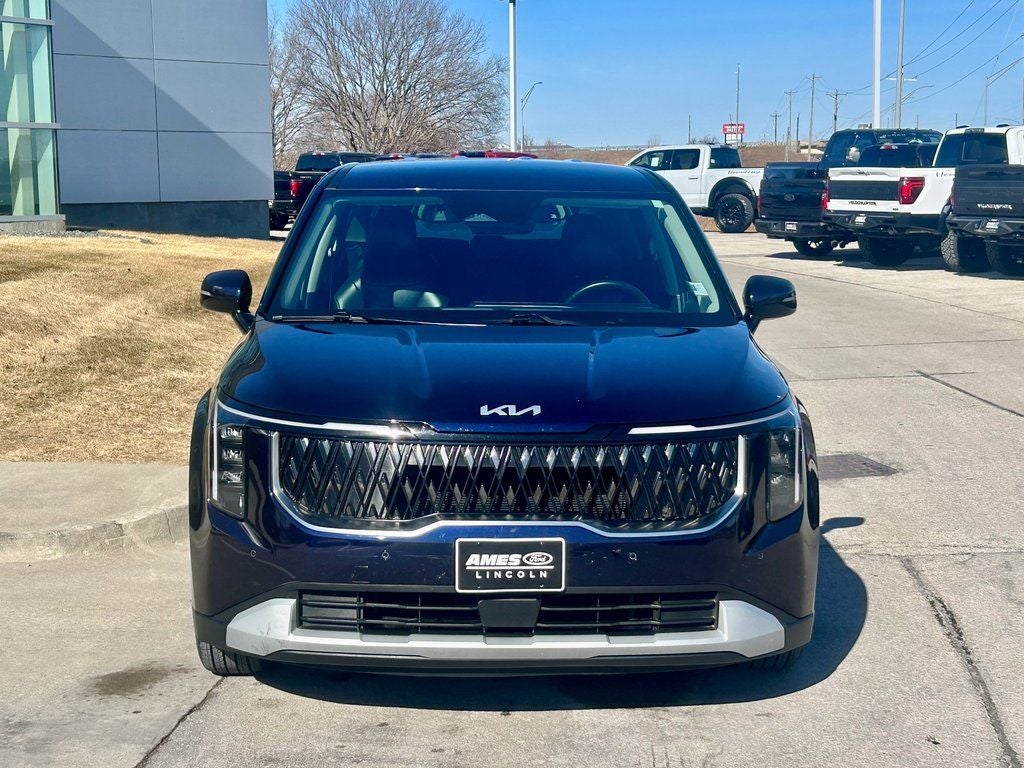 2025 Kia Carnival LXS