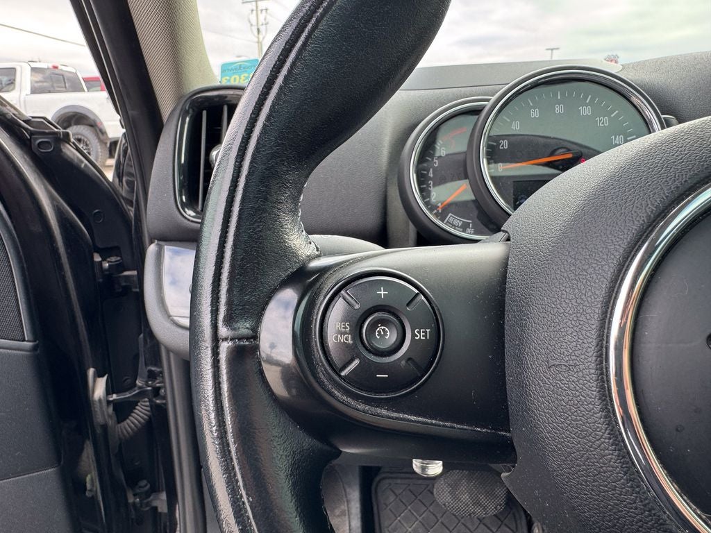 2017 MINI Cooper Countryman ALL4 Base