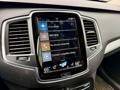 2021 Volvo XC90 T5 Momentum