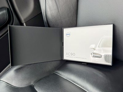 2021 Volvo XC90 T5 Momentum