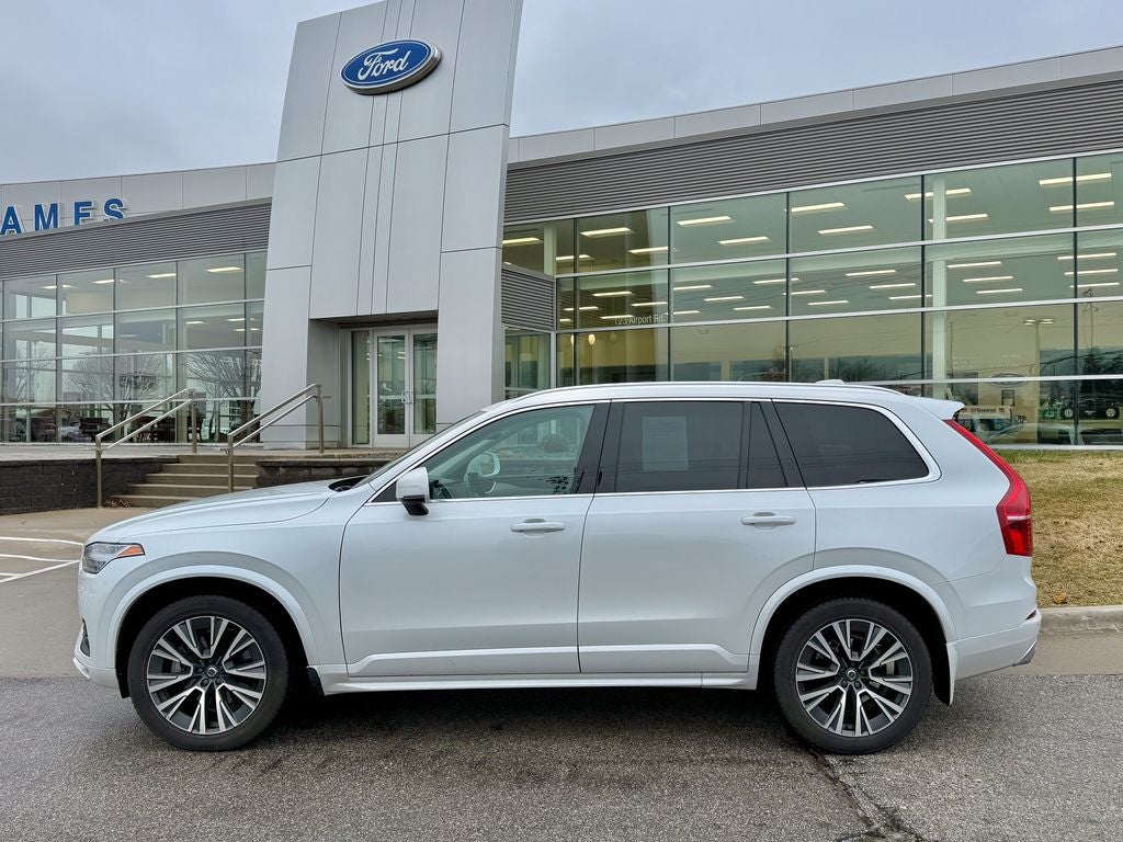 2021 Volvo XC90 T5 Momentum