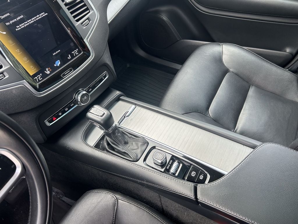 2021 Volvo XC90 T5 Momentum