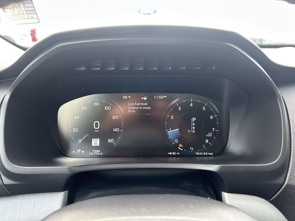 2021 Volvo XC90 T5 Momentum