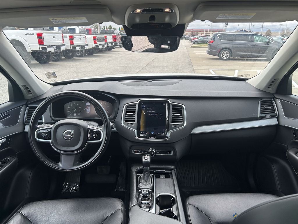 2021 Volvo XC90 T5 Momentum