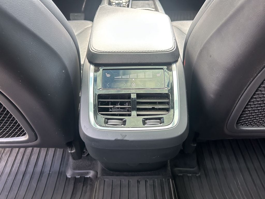 2021 Volvo XC90 T5 Momentum