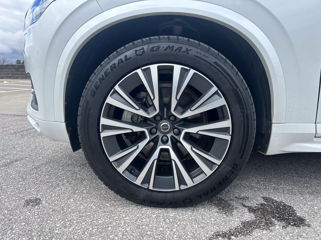 2021 Volvo XC90 T5 Momentum