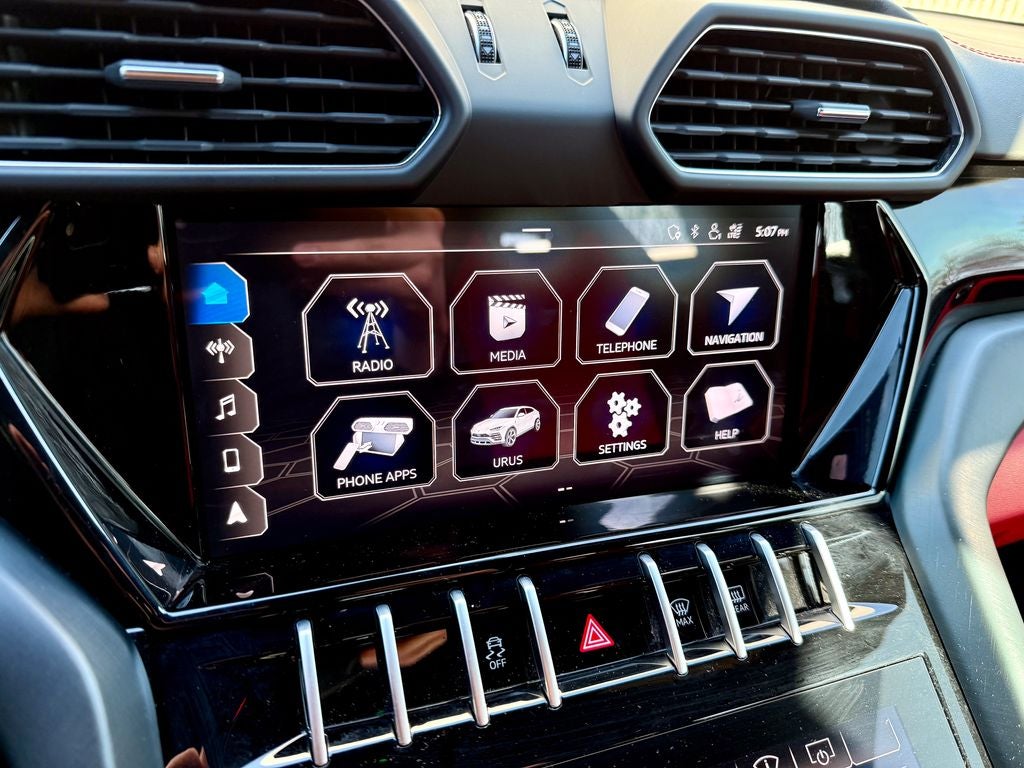 2021 Lamborghini Urus Base