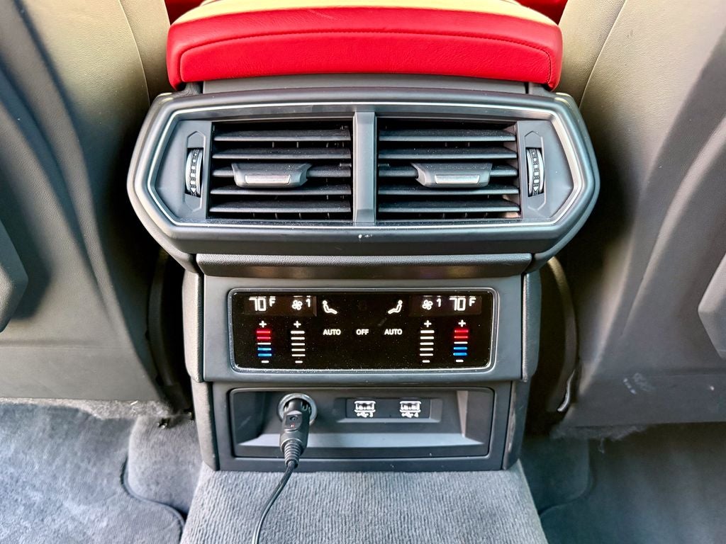 2021 Lamborghini Urus Base